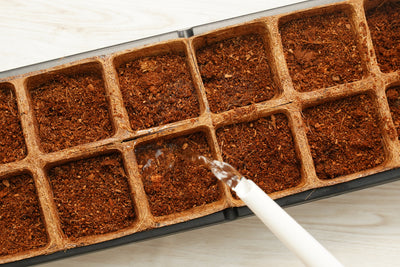 16 Pot Coconut Coir Pot Greenhouse Kit